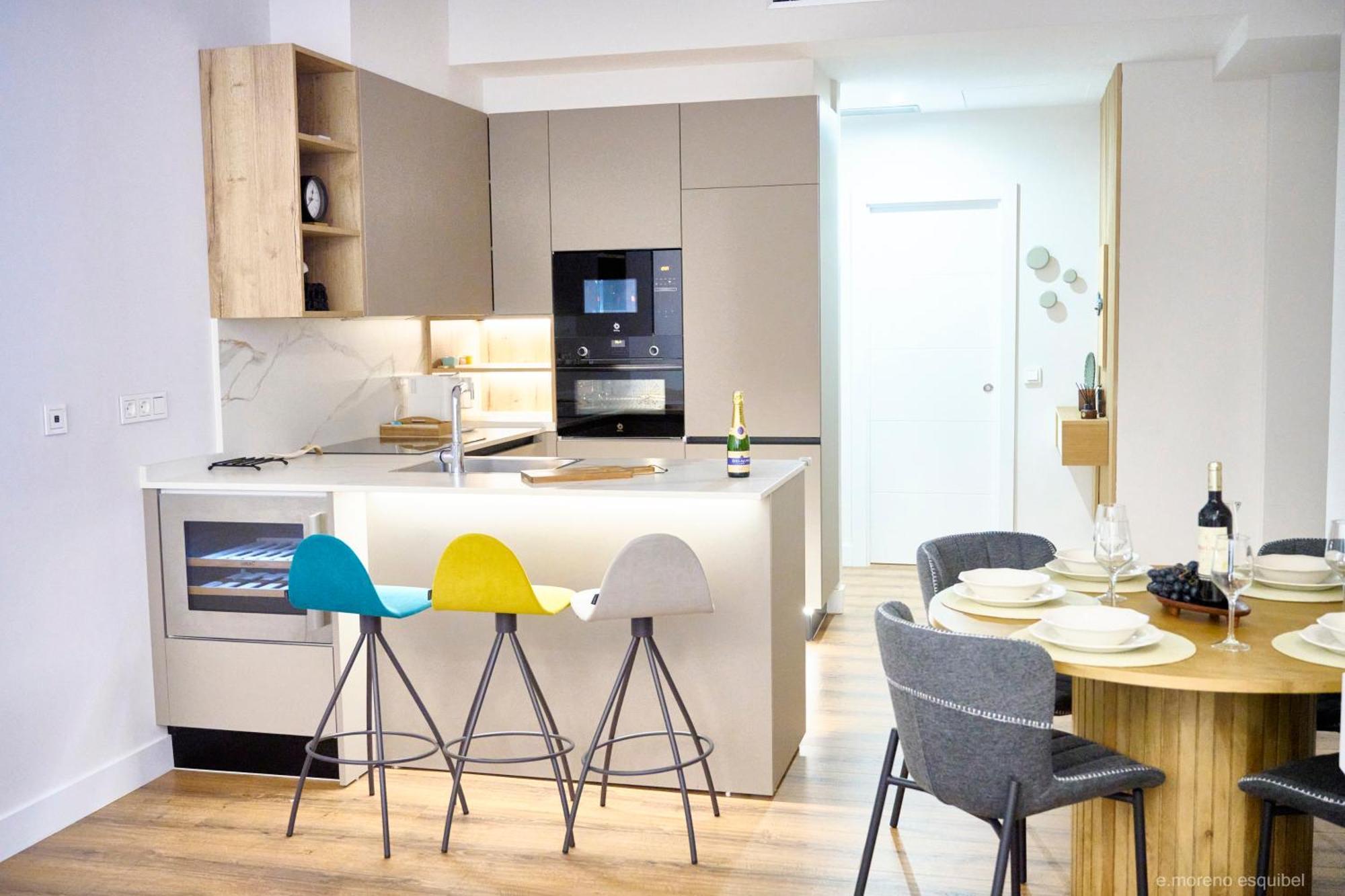 Apartamento Nuevo Lujoso Suites Centro Bilbao Wifi ,Parking Gratis מראה חיצוני תמונה