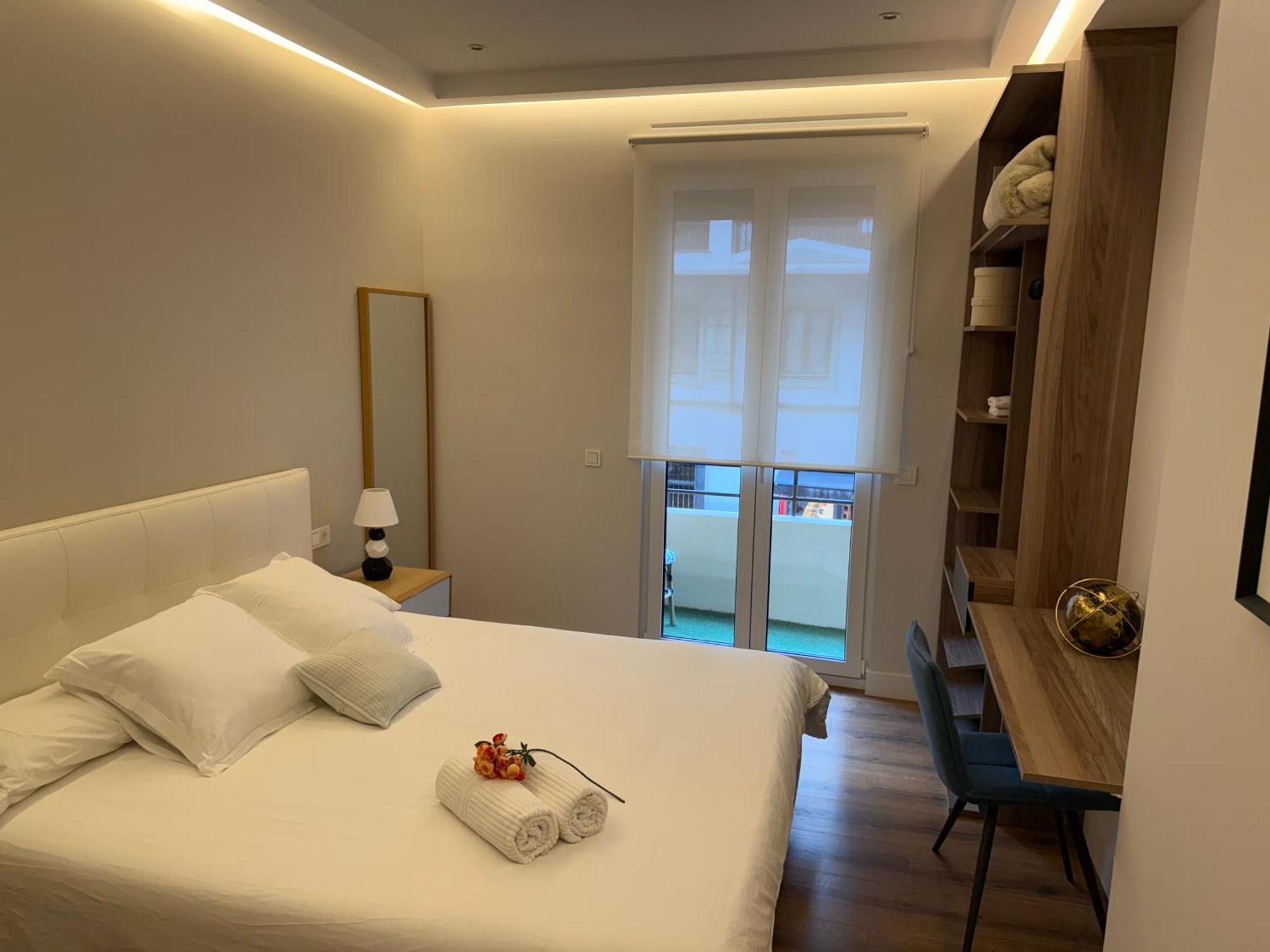 Apartamento Nuevo Lujoso Suites Centro Bilbao Wifi ,Parking Gratis מראה חיצוני תמונה